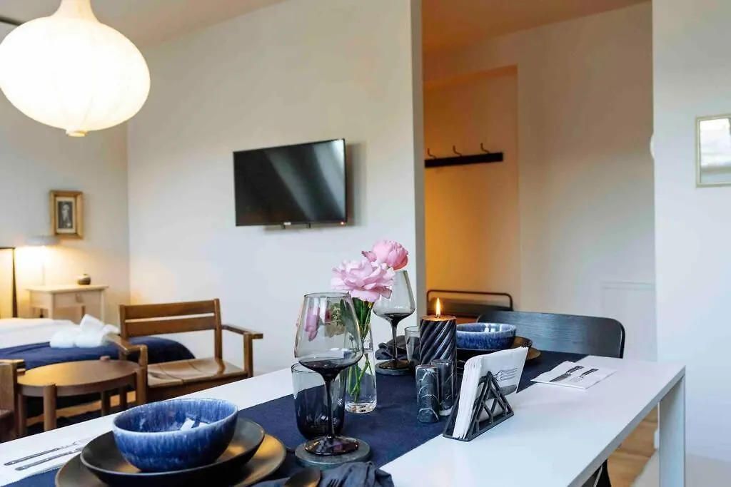 Vivando - Classy Studio E + Parking Bucharest Apartment