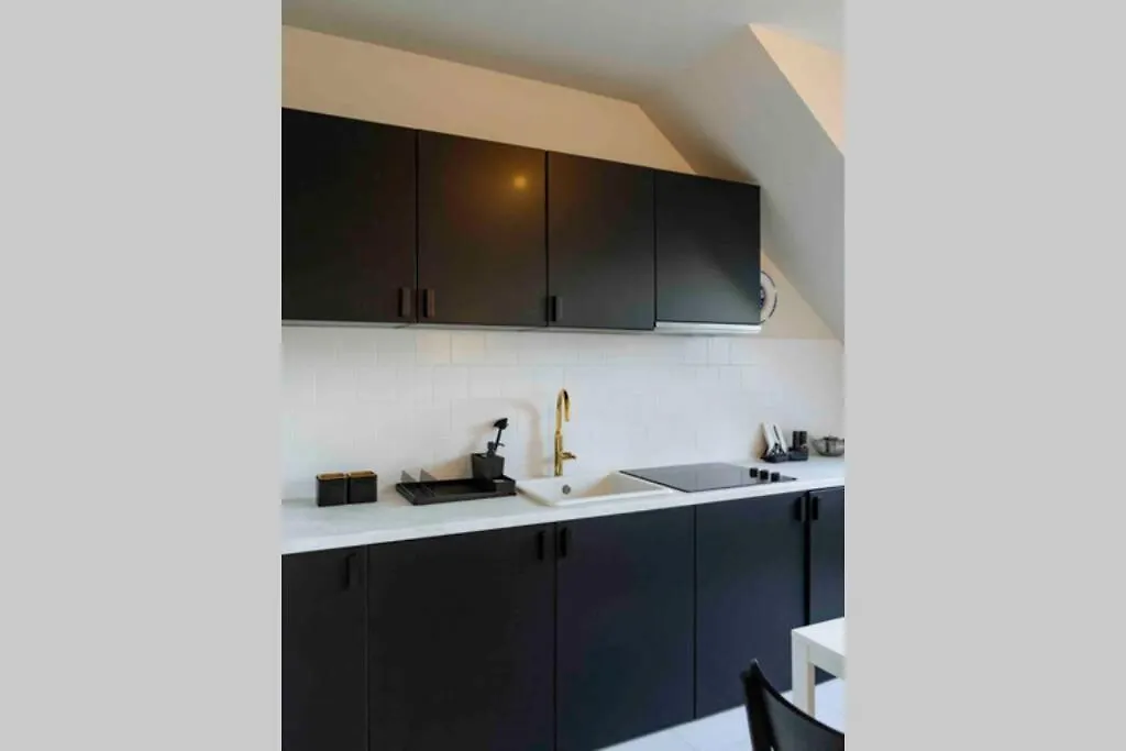 Vivando - Classy Studio E + Parking Bucharest