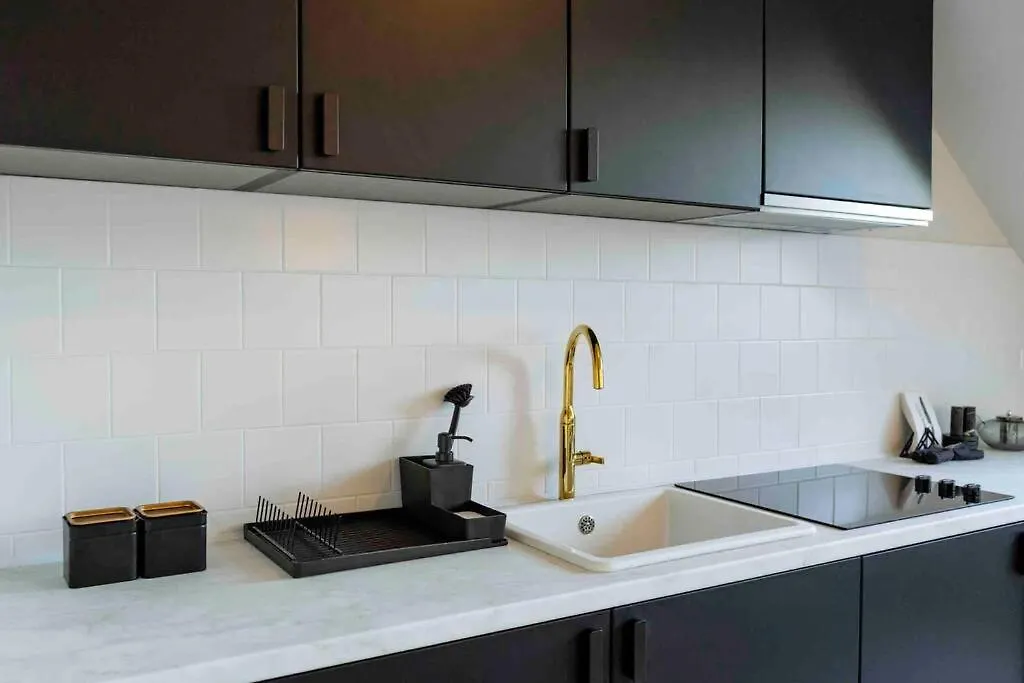 Apartment Vivando - Classy Studio E + Parking Bucharest Romania